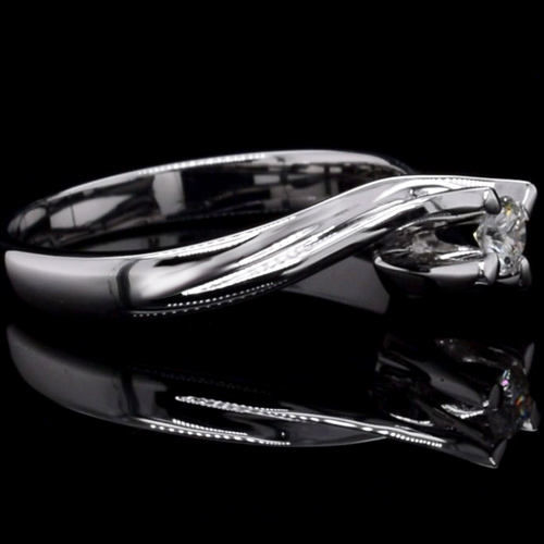 Λευκόχρυσο δαχτυλίδι μονόπετρο Κ18 με διαμάντι