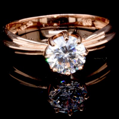 Κλασικό ροζ χρυσό μονόπετρο δαχτυλίδι Κ14 με ζιργκόν