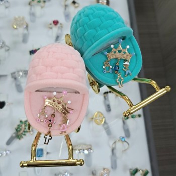 Χρυσή παραμάνα Κ9 με σμάλτο