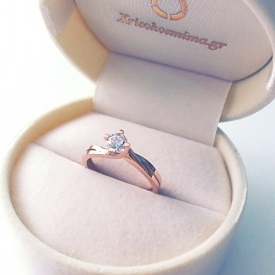 Μονόπετρο δαχτυλίδι από ροζ χρυσό Κ14 με ζιργκόν