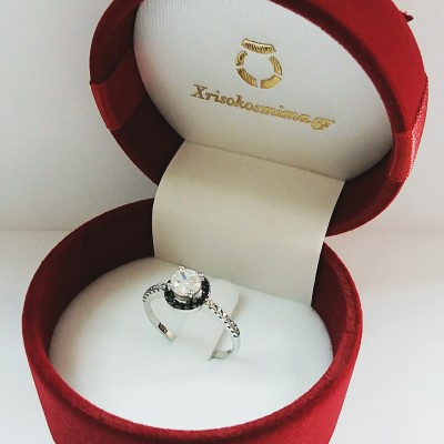 Λευκόχρυσο μονόπετρο δαχτυλίδι  Κ14