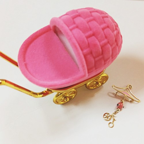 Χρυσή παραμάνα Κ9