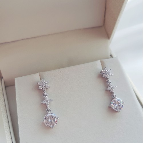 Ασημένια σκουλαρίκια 925 με ζιργκόν