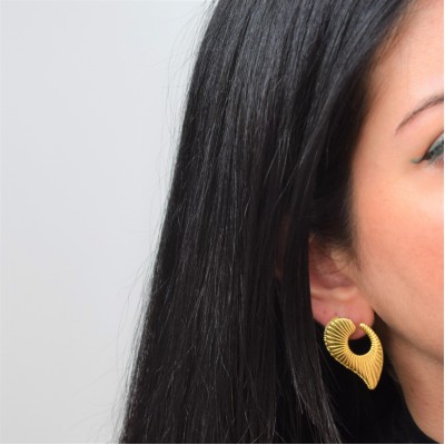 Ασημένια επιχρυσωμένα σκουλαρίκια μισή καρδιά 925