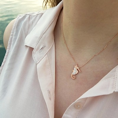 Ασημένιο κολιέ 925 σε ροζ χρώμα