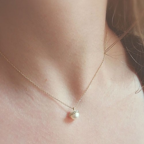 Χρυσό κολιέ Κ14 με μαργαριτάρι και ζιργκόν