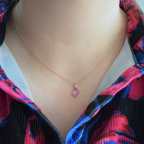 Κολιέ από ροζ χρυσό Κ18 με ζαφείρι και διαμάντι