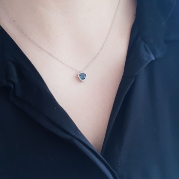 Λευκόχρυσο κολιέ Κ18 με London Blue Topaz και διαμάντια