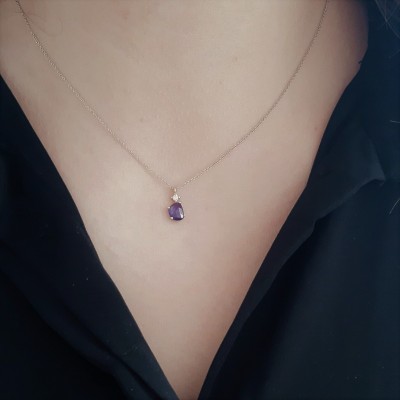 Λευκόχρυσο κολιέ Κ18 με ορυκτό ζαφείρι και brilliant