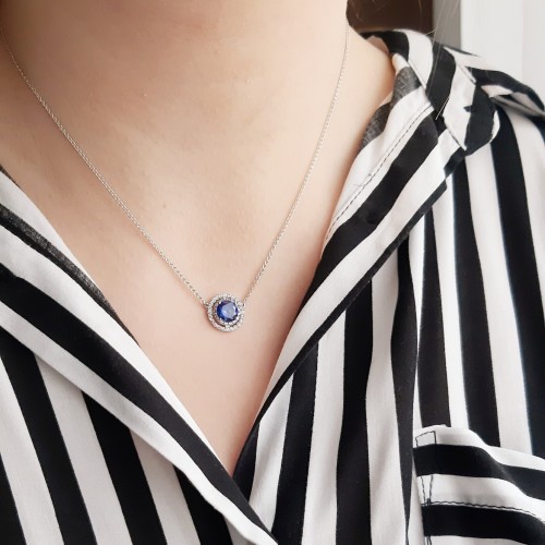 Λευκόχρυσο κολιέ ροζέτα Κ14 με ζιργκόν και συνθετικό ζαφείρι