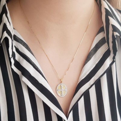 Χρυσό μασίφ κωνσταντινάτο φυλαχτό Κ9 με αλυσίδα