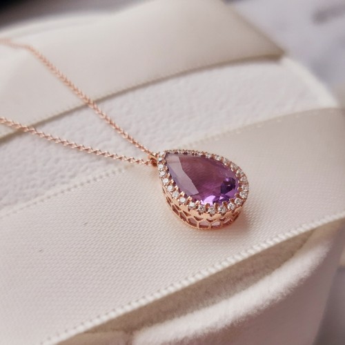 Κολιέ σταγόνα από ροζ χρυσό Κ18 με αμέθυστο και διαμάντια