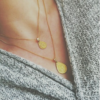 Χρυσό φυλαχτό δπλής όψης Κ14 με αλυσίδα