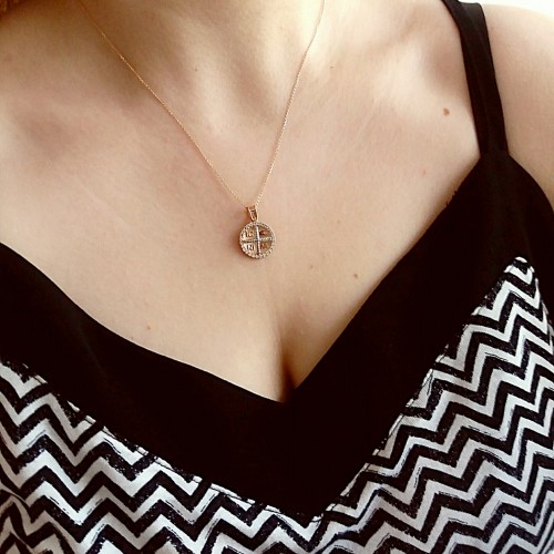 Μασίφ φυλαχτό διπλής όψης από ροζ χρυσό Κ14 με αλυσίδα