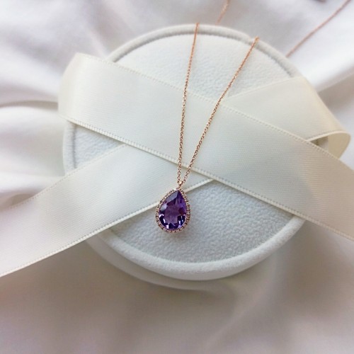 Κολιέ σταγόνα από ροζ χρυσό Κ18 με αμέθυστο και διαμάντια