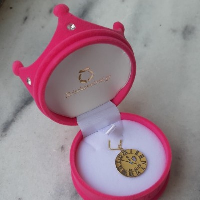 Παιδικό χρυσό μενταγιόν Κ9 με ώρα γέννησης 