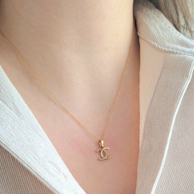 Χρυσό μενταγιόν Κ14 με αλυσίδα