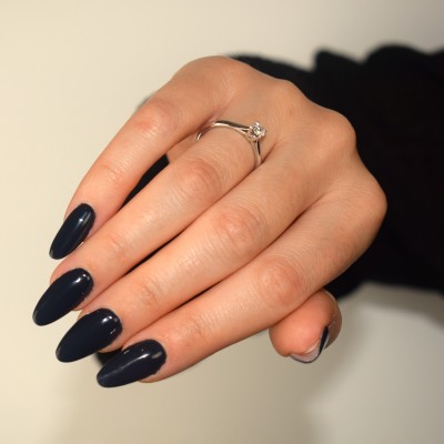 Λευκόχρυσο μονόπετρο δαχτυλίδι Κ18 με διαμάντι