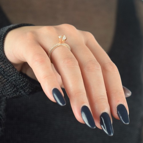 Μονόπετρο δαχτυλίδι από ροζ χρυσό Κ9 με ζιργκόν