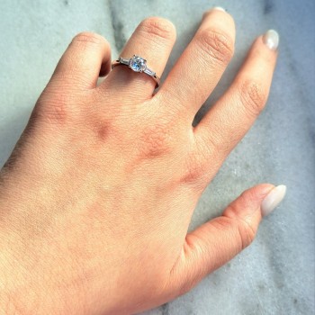 Ασημένιο μονόπετρο δαχτυλίδι 925 με ζιργκόν