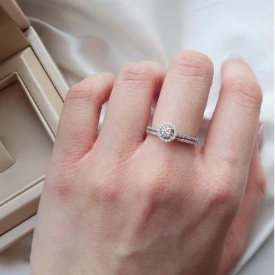 Λευκόχρυσο διπλό δαχτυλίδι Κ18 με διαμάντια