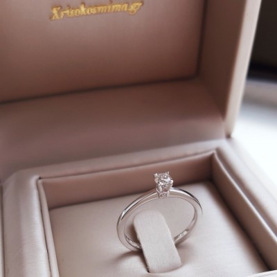 Λευκόχρυσο δαχτυλίδι μονόπετρο Κ18 με διαμάντια