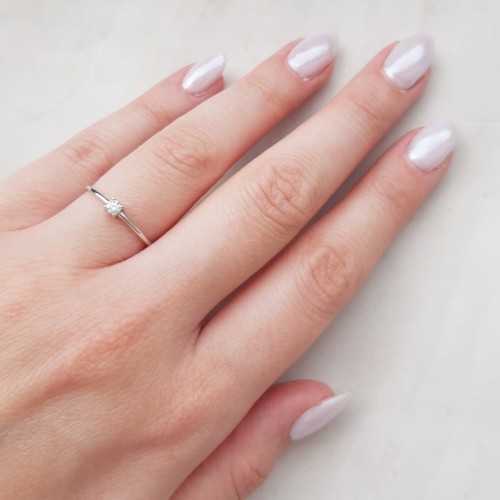 Μονόπετρο λευκόχρυσο δαχτυλίδι Κ18 με διαμάντι