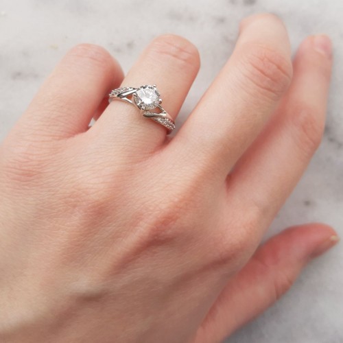 Λευκόχρυσο μονόπετρο δαχτυλίδι  Κ14