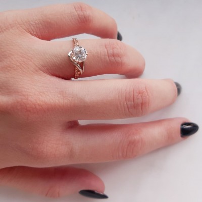 Μονόπετρο δαχτυλίδι από ροζ χρυσό Κ14 με ζιργκόν