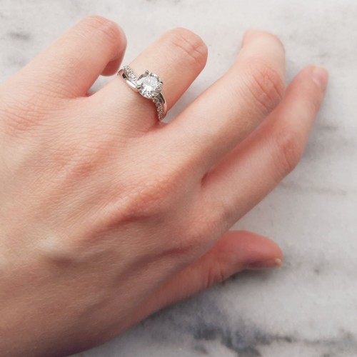 Λευκόχρυσο δαχτυλίδι μονόπετρο Κ14