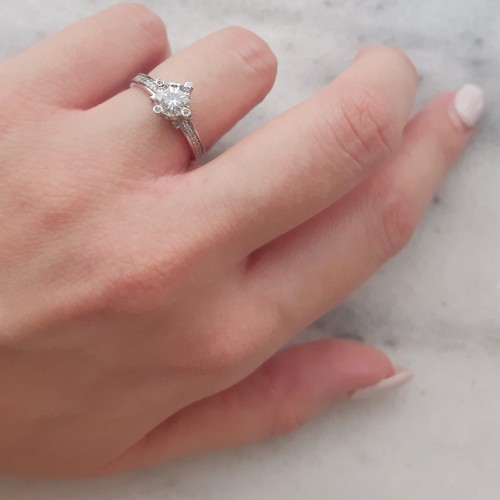 Κορώνα μονόπετρο δαχτυλίδι από λευκό χρυσό Κ9 με ζιργκόν