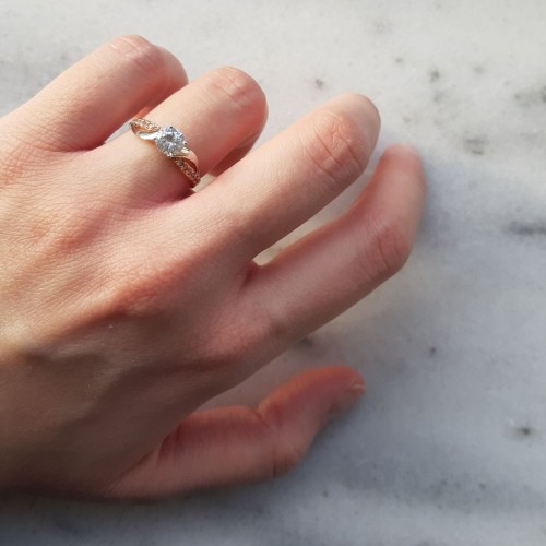 Ροζ χρυσό μονόπετρο δαχτυλίδι Κ14 με ζιργκόν