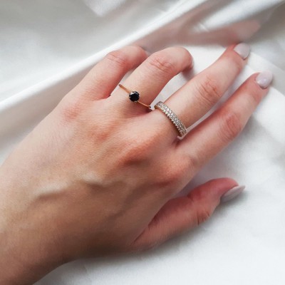 Ροζ χρυσό μονόπετρο Κ14 με μαύρο ζιργκόν