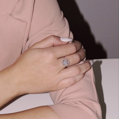 Ροζέτα λευκόχρυσο μονόπετρο δαχτυλίδι Κ14