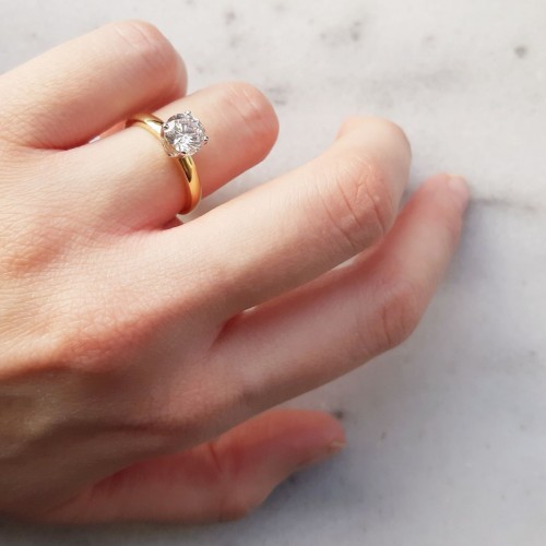 Χρυσό μονόπετρο δαχτυλίδι Κ14 με ζιργκόν