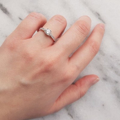 Λευκόχρυσο μονόπετρο δαχτυλίδι Κ14 με ζιργκόν