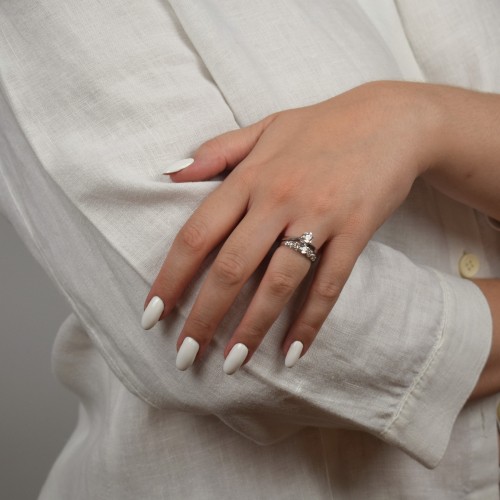 Λευκόχρυσο σειρέ δαχτυλίδι Κ14 με ζιργκόν