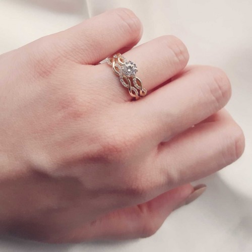 Χρυσό δαχτυλίδι μονόπετρο και σειρέ Κ14 με ζιργκόν