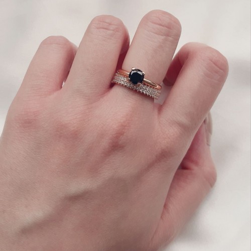 Μονόπετρο δαχτυλίδι από ροζ χρυσό Κ14 με μαύρο ζιργκόν