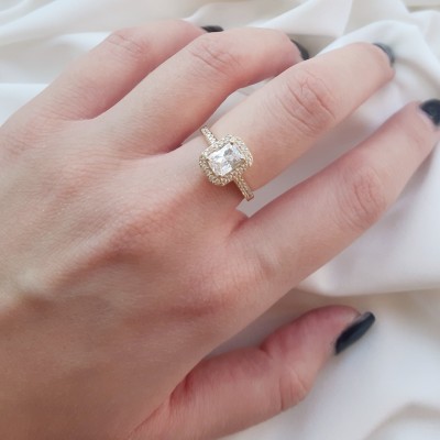 Χρυσό δαχτυλίδι Κ14 με ζιργκόν