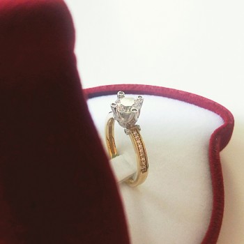 Μονόπετρο χρυσό δαχτυλίδι κορώνα Κ14