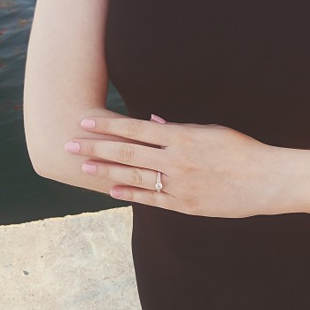 Ασημένιο μονόπετρο δαχτυλίδι 925 σε ροζ χρώμα με ζιργκόν