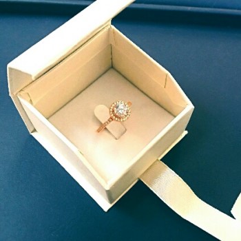 Ασημένιο μονόπετρο δαχτυλίδι 925 σε ροζ χρώμα με ζιργκόν