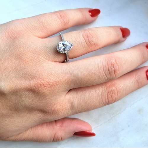 Ασημένιο δαχτυλίδι σταγόνα 925 με ζιργκόν