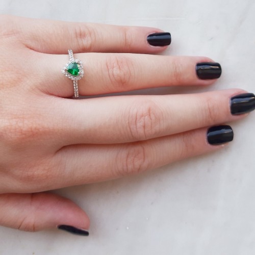 Λευκόχρυσο δαχτυλίδι καρδιά Κ14