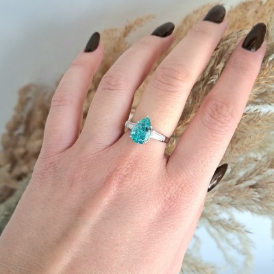 Ασημένιο δαχτυλίδι σταγόνα 925 με ζιργκόν