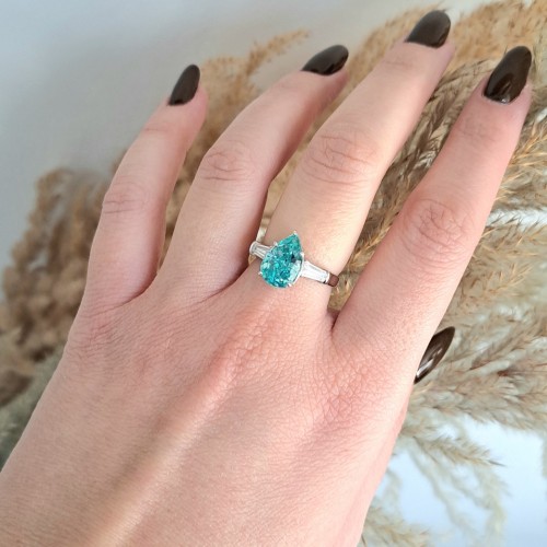 Ασημένιο δαχτυλίδι σταγόνα 925 με ζιργκόν