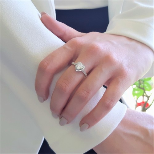 Λευκόχρυσο σετ καρδιές Κ14 με ζιργκόν