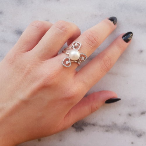 Λευκόχρυσο δαχτυλίδι Κ14 με μαργαριτάρι