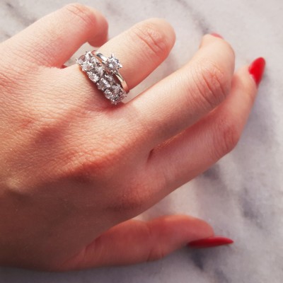 Λευκόχρυσο σειρέ δαχτυλίδι Κ14 με ζιργκόν